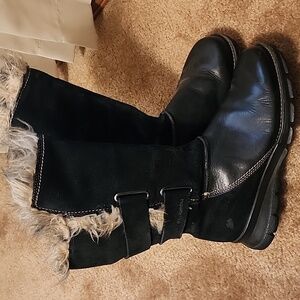 Columbia Chamonix Leather and Suede Zipper Boots